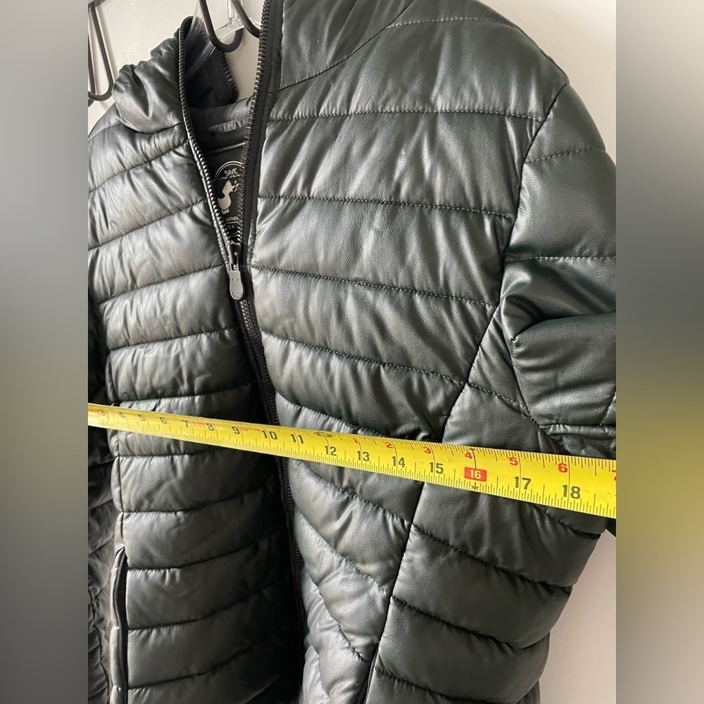 Save The Duck, size 4 women’s, black hooded zip up synthetic leather puffer EUC - Picture 4 of 10